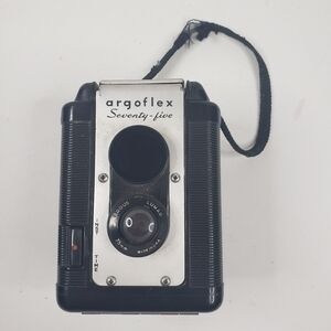 Argus Seventy-Five Lumar 75mm Twin Lens Camera (Untested)